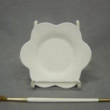 Load image into Gallery viewer, Flower Plate - 5.25D
