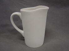 Load image into Gallery viewer, Party Pitcher - 8.5H
