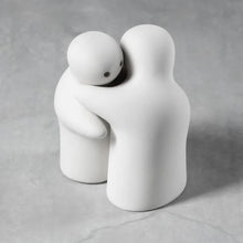 Load image into Gallery viewer, Huggy Salt &amp; Pepper
